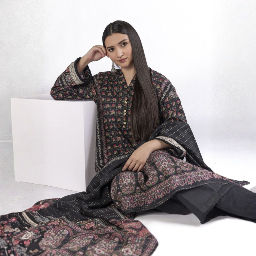 Khaadi 3-Piece (Khaddar Suit)