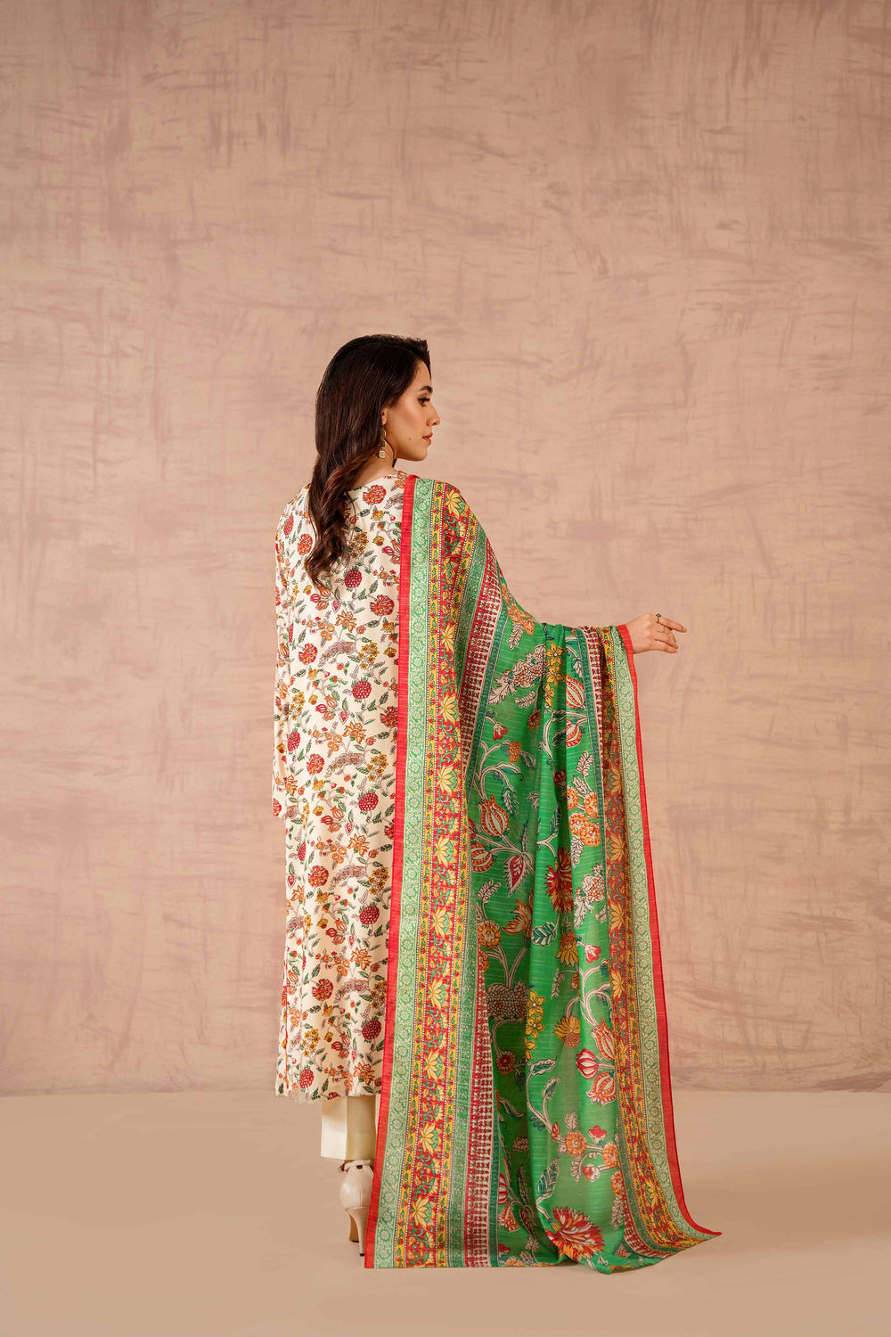 Nishat Linen 3-Piece Unstitched Fine Khaddar Suit