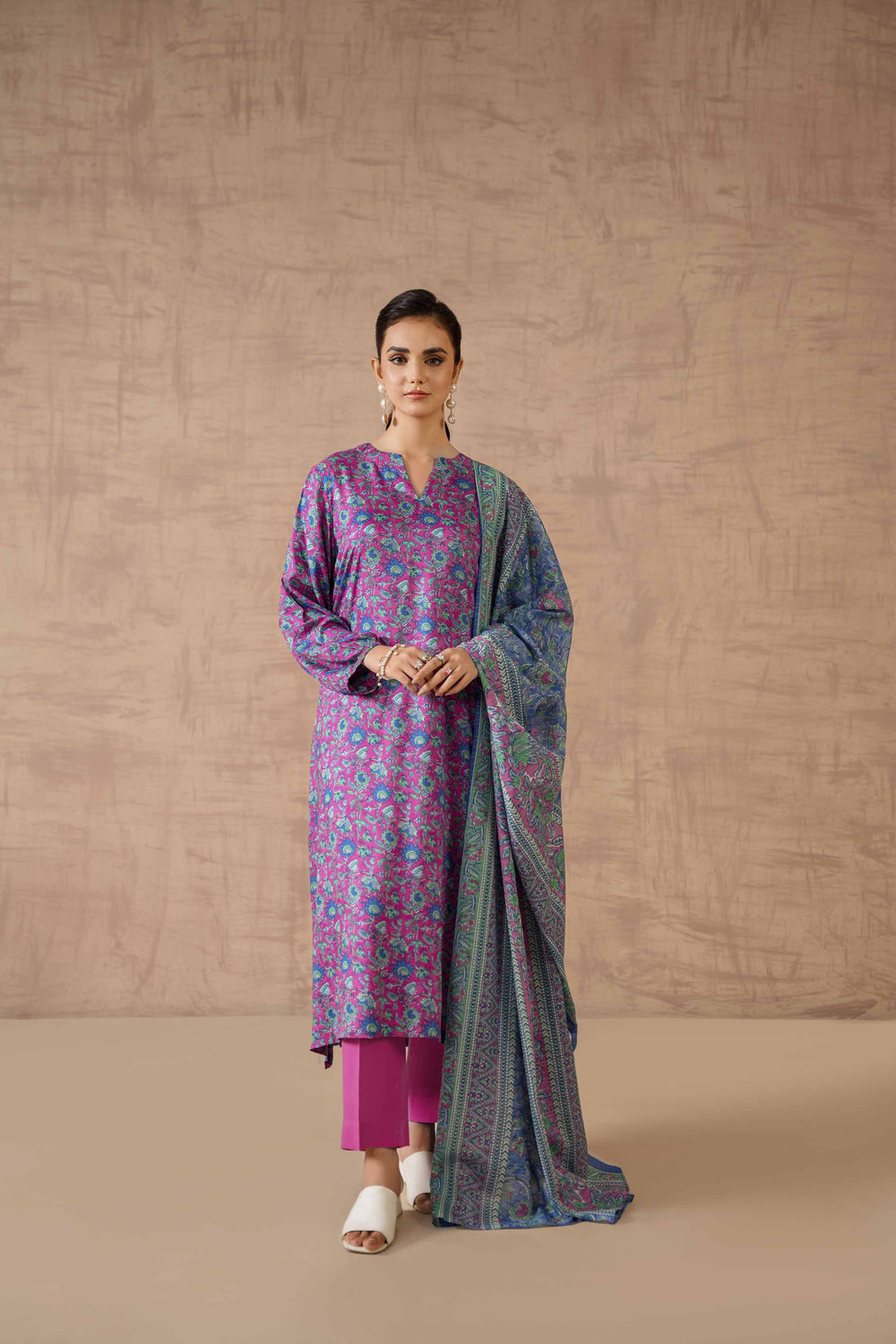 Nishat Linen 3-Piece Printed Fine Khaddar Suit