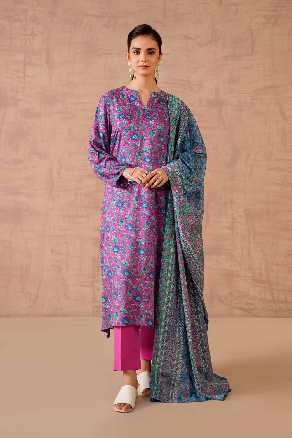 Nishat Linen 3-Piece Printed Fine Khaddar Suit
