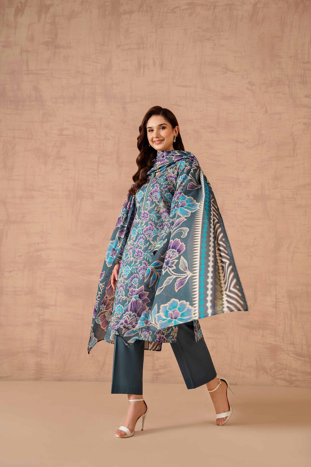 Nishat Linen 3-Piece unstitched Fine Khaddar Suit