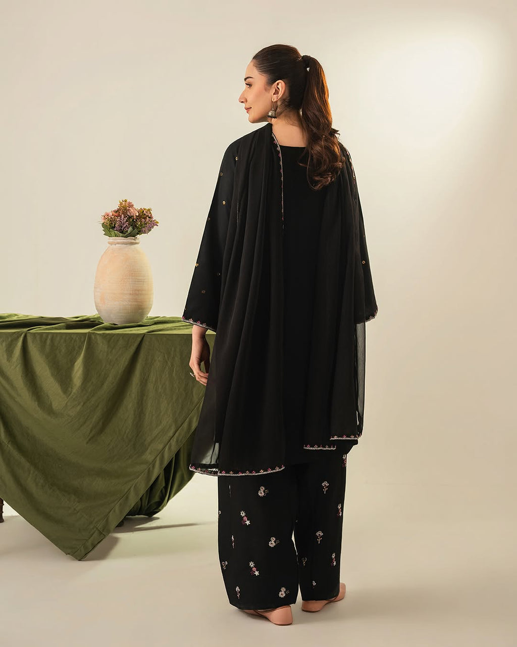 Emb152 - Lawn3pc