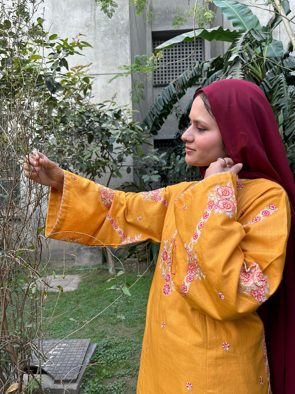 Amal's Orange Embroidered Co-ord Set (Khaddar)