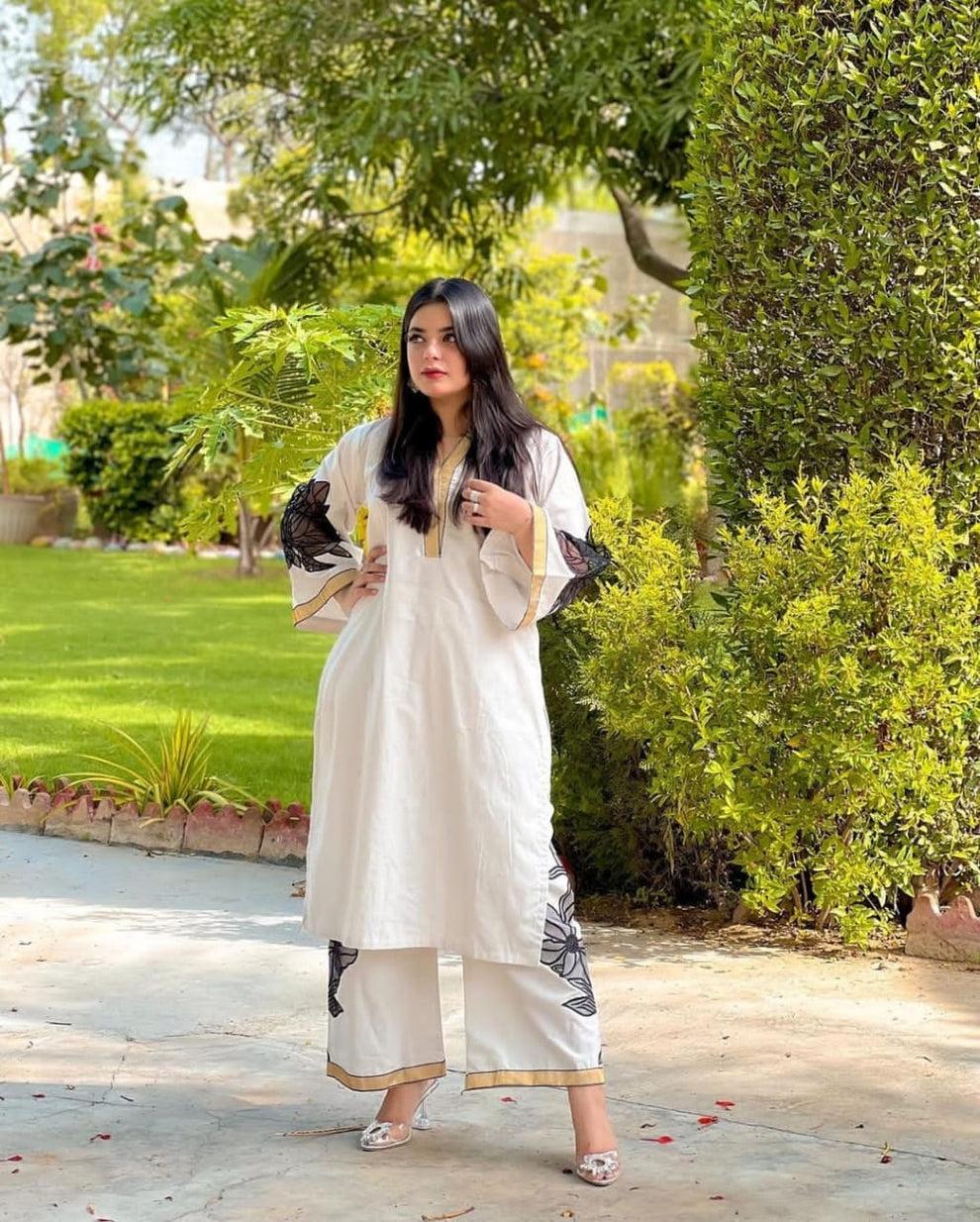 EMB COORD101 Lawn 2PC