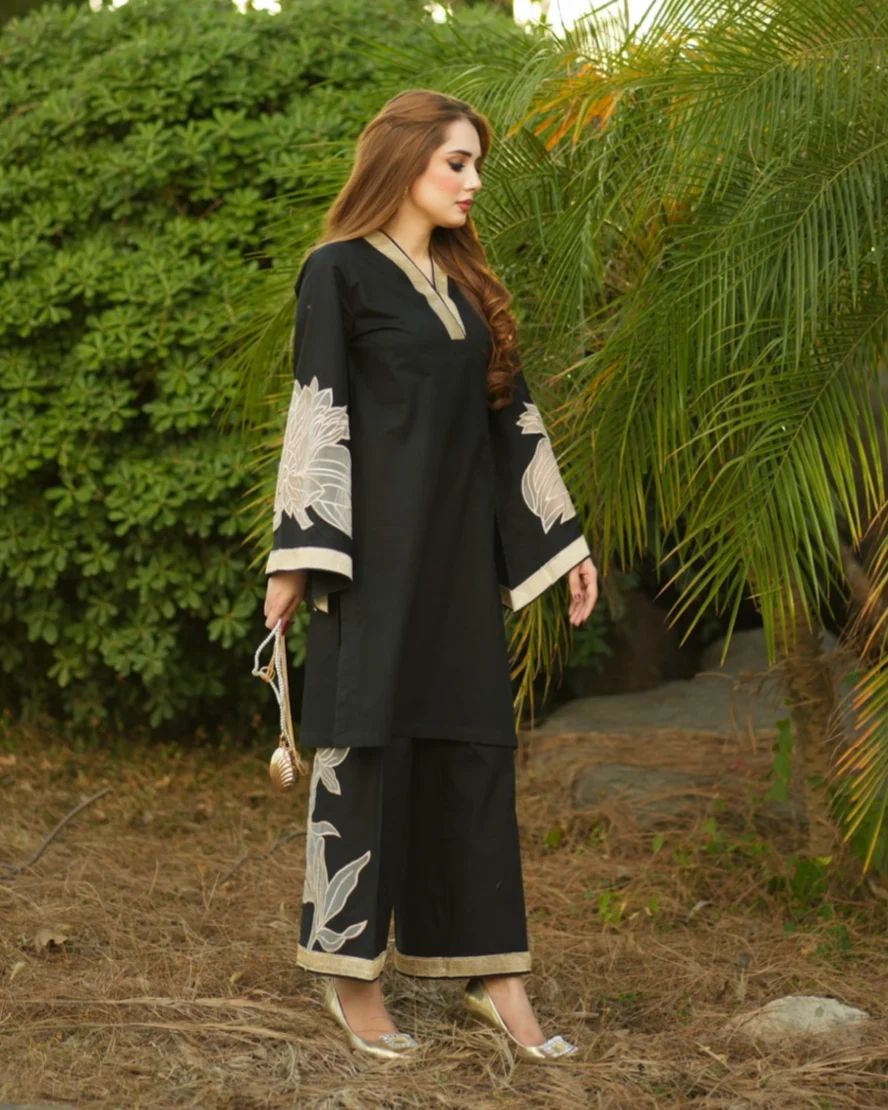 EMB COORD101 Lawn 2PC
